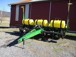 Main image John Deere 7000 3