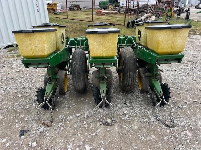 Image of John Deere 7000 equipment image 4