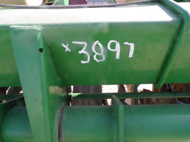 Image of John Deere 7000 equipment image 1