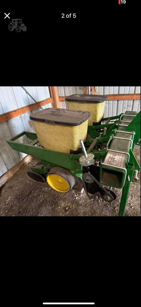 Image of John Deere 7000 Image 1