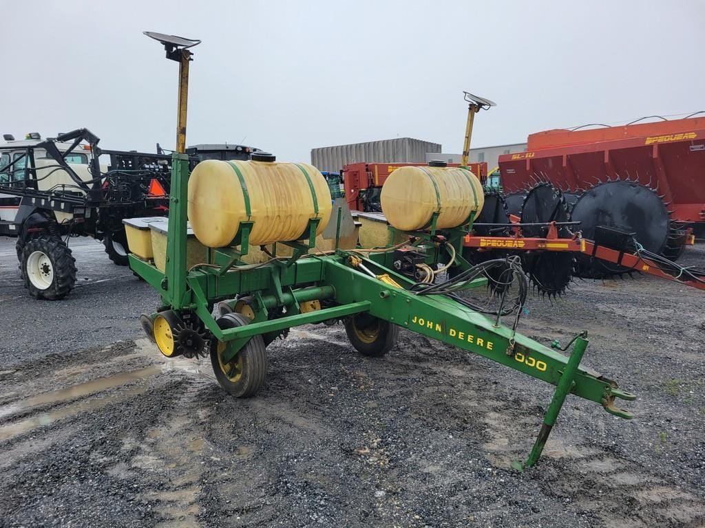 John Deere 7000 Equipment Image0