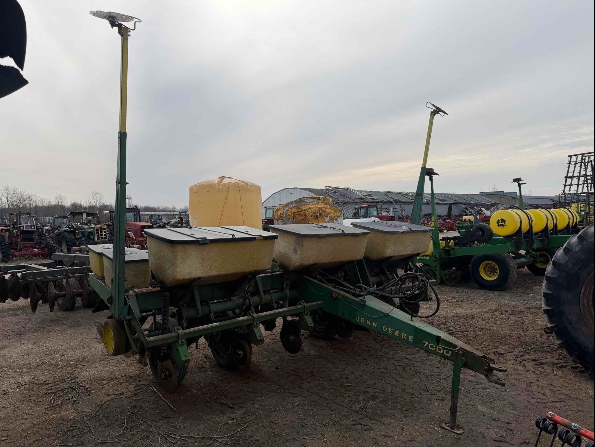 John Deere 7000 Equipment Image0