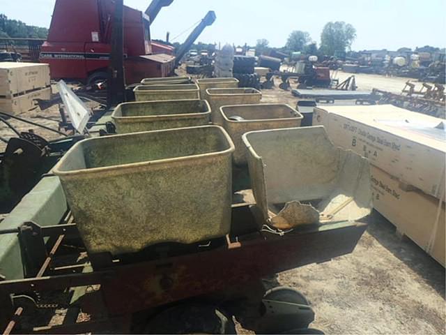 Image of John Deere 7000 equipment image 4