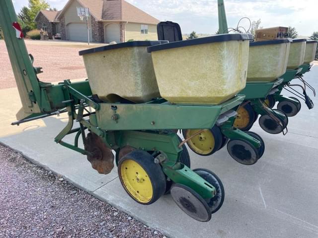 Image of John Deere 7000 equipment image 4