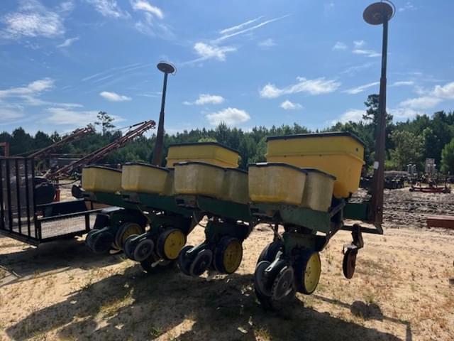Image of John Deere 7000 equipment image 3