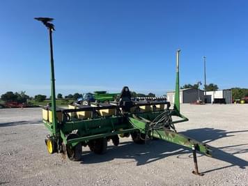 Main image John Deere 7000
