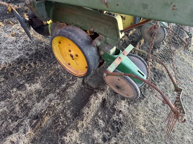 Image of John Deere 7000 equipment image 4