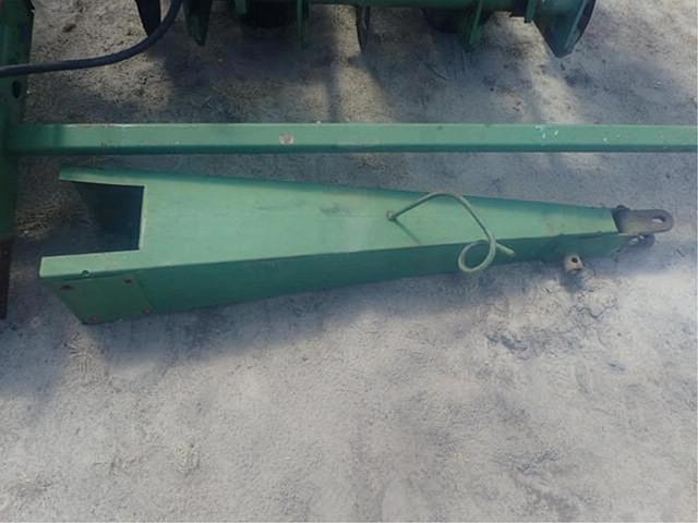 Image of John Deere 7000 equipment image 2