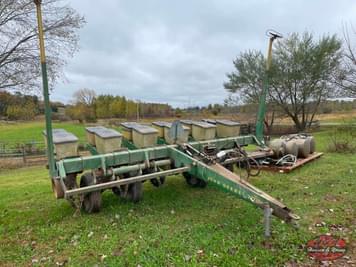 Main image John Deere 7000