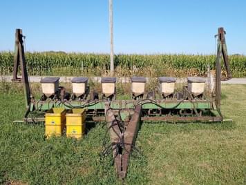 Main image John Deere 7000