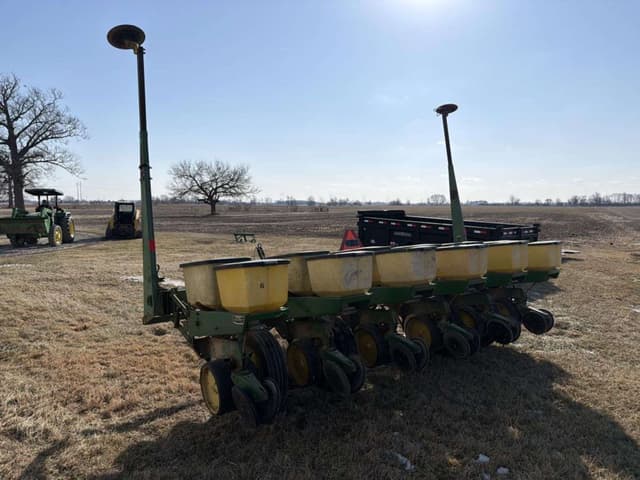 Image of John Deere P7000 equipment image 2
