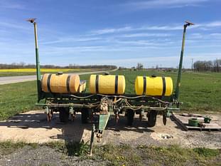 John Deere 7000 Equipment Image0