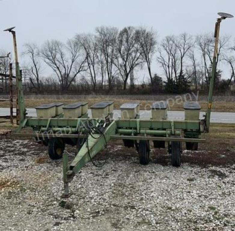 Main image John Deere 7000