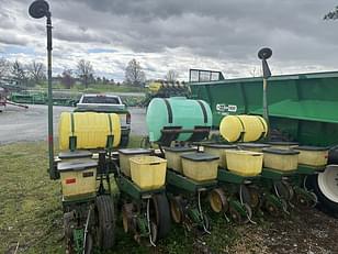 Main image John Deere 7000 15