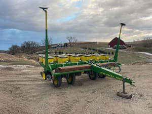 John Deere 7000 Image