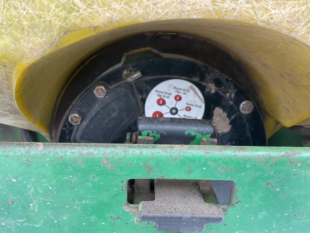 Image of John Deere 7000 equipment image 3