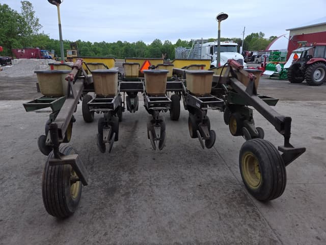 Image of John Deere 7000 equipment image 3