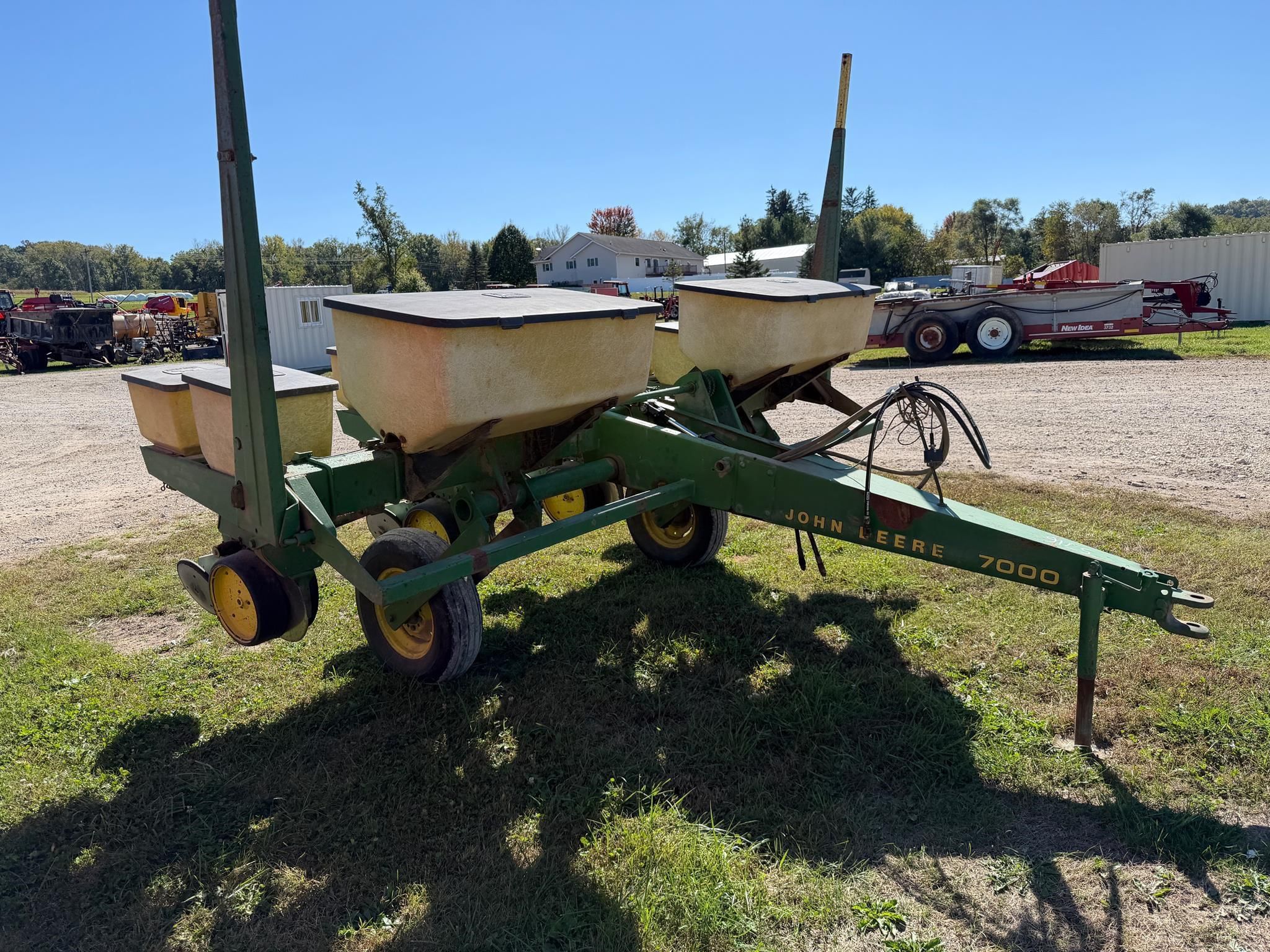 John Deere 7000 Equipment Image0
