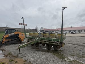 John Deere 7000 Image