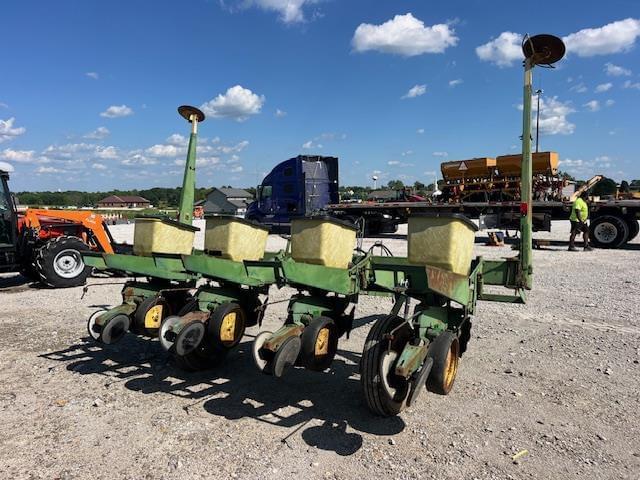 Image of John Deere 7000 equipment image 3