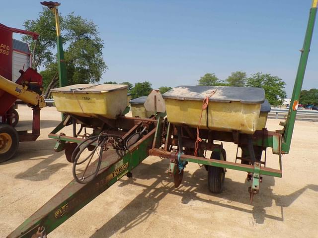 Image of John Deere 1750 equipment image 2