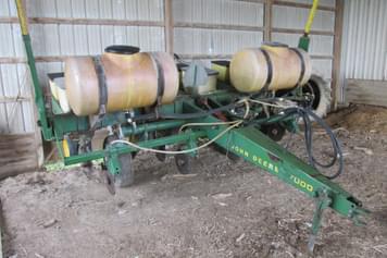 Main image John Deere 7000