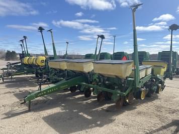 Main image John Deere 7000