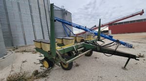 John Deere 7000 Image