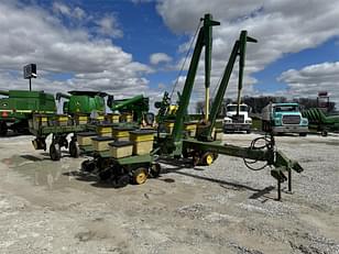 Main image John Deere 7000 3