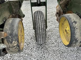 Main image John Deere 7000 33