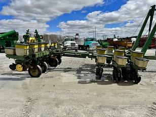 Main image John Deere 7000 8