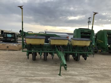 Main image John Deere 7000