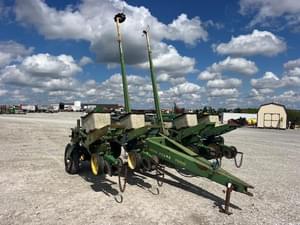 John Deere 7000 Image