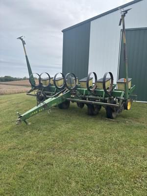 John Deere 7000 Image