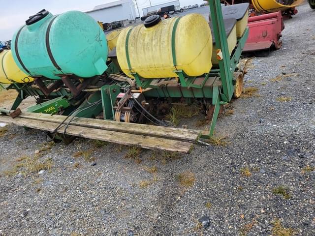 Image of John Deere 7000 equipment image 2