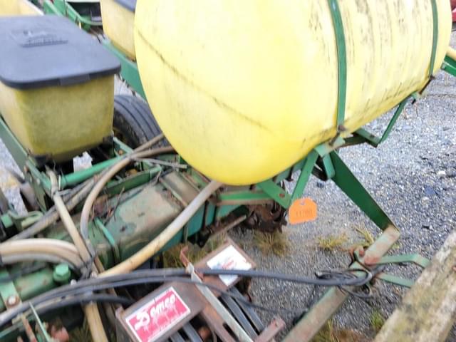 Image of John Deere 7000 equipment image 4