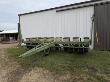 Main image John Deere 7000