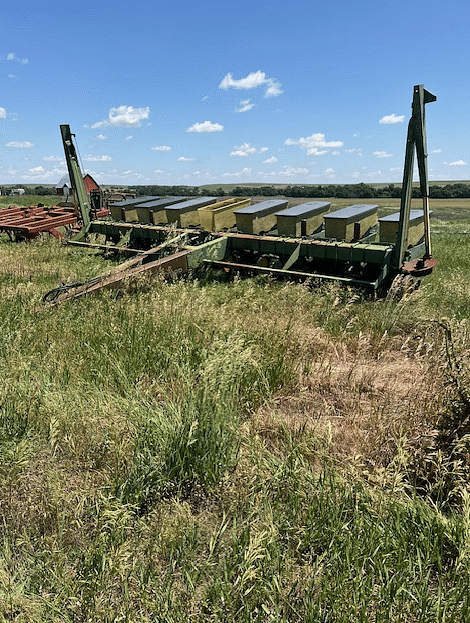Image of John Deere 7000 Primary Image