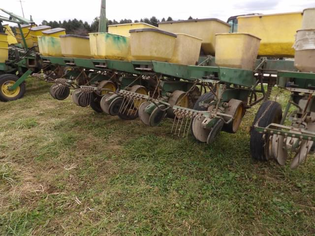 Image of John Deere 7000 equipment image 4