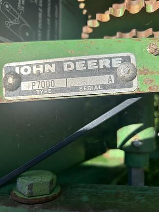 Image of John Deere 7000 equipment image 2