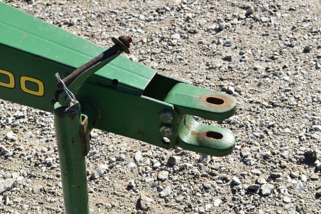 Image of John Deere 7000 equipment image 4