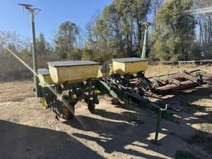 John Deere 7000 Image