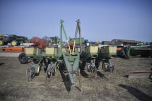John Deere 7000 Image