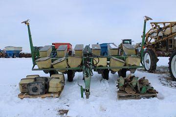 Image of John Deere 7000 Primary image