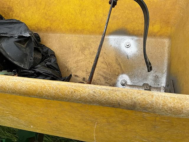Image of John Deere 7000 equipment image 4
