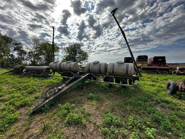 Image of John Deere 7000 equipment image 3
