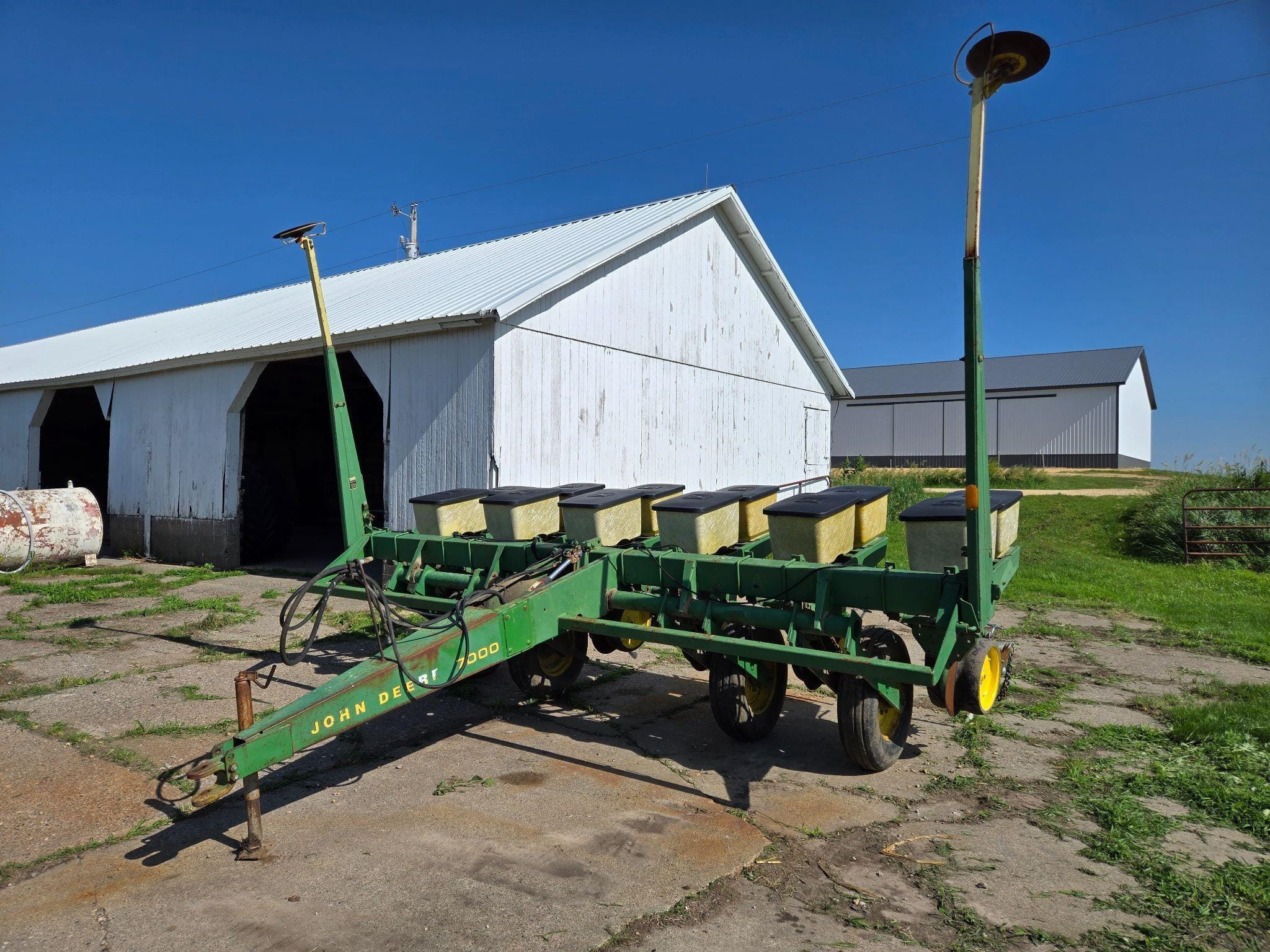John Deere 7000 Equipment Image0