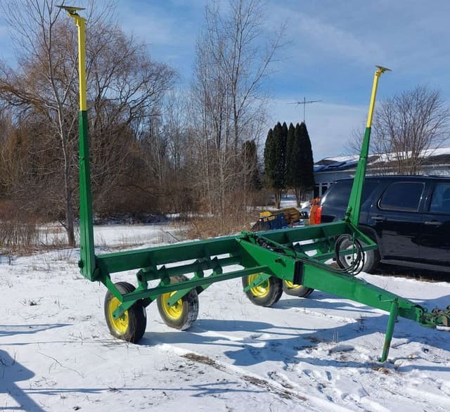 Image of John Deere 7000 equipment image 1