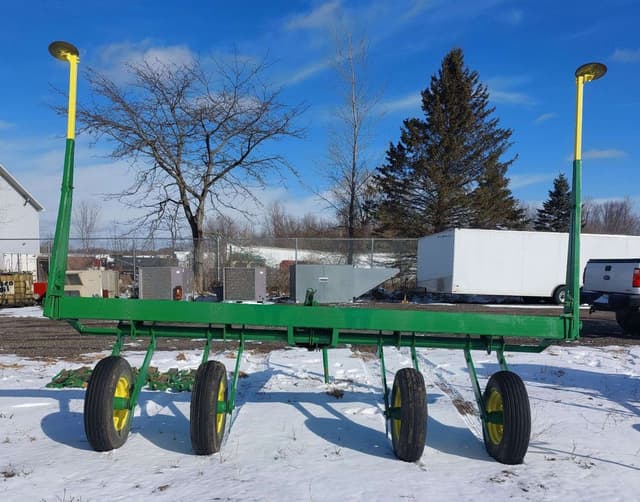 Image of John Deere 7000 equipment image 4