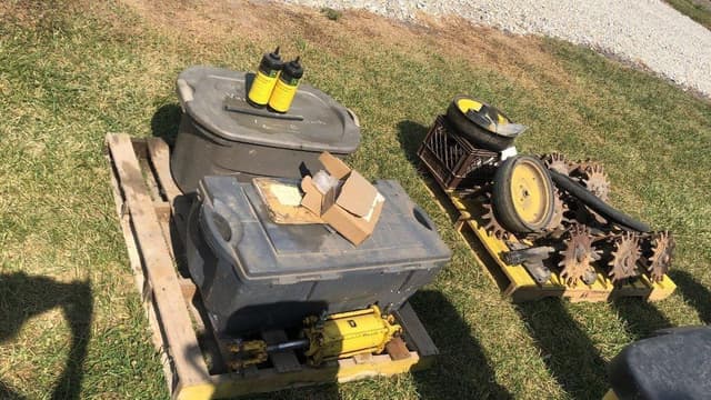 Image of John Deere 7000 equipment image 2